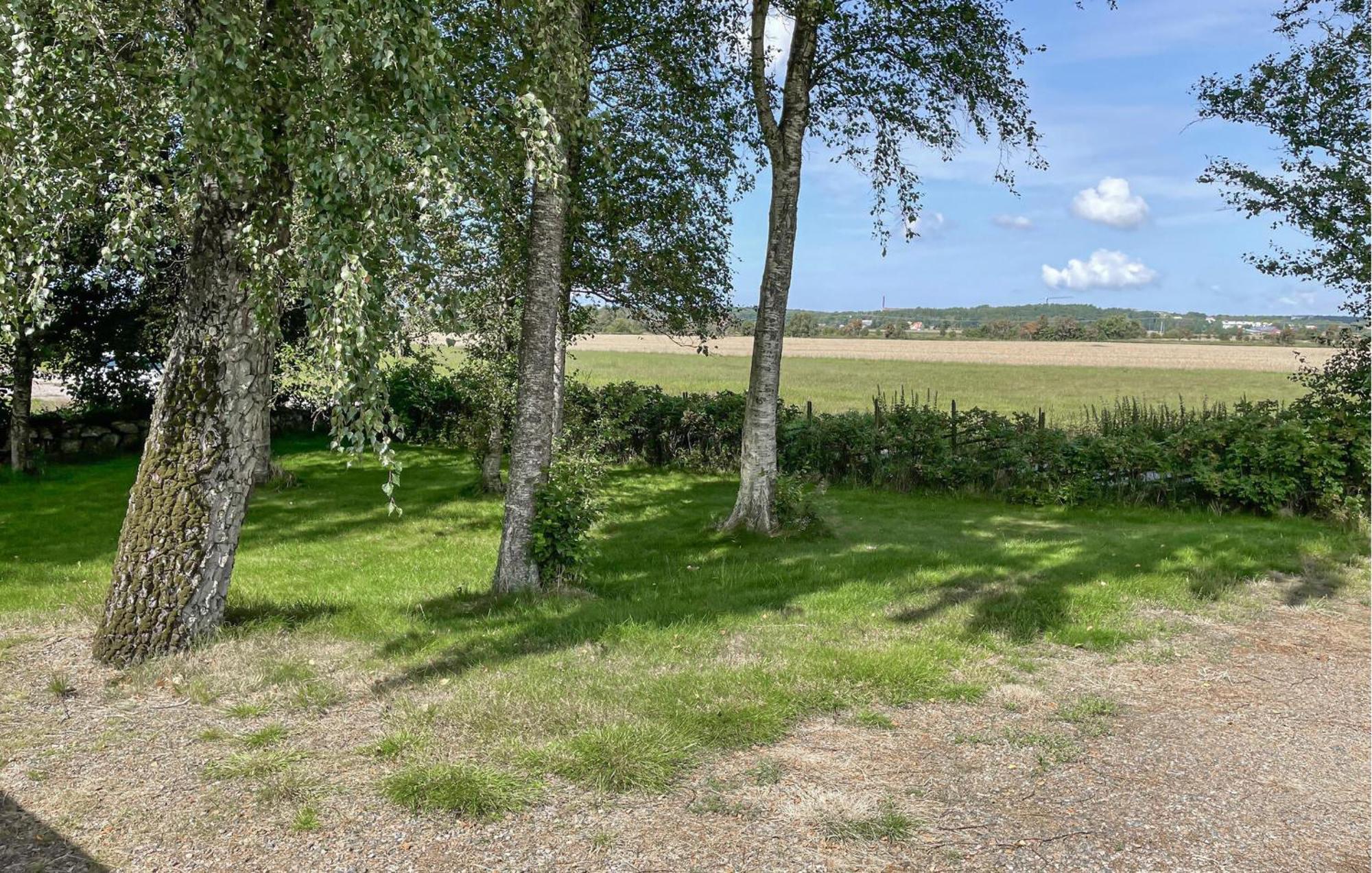 2 Bedroom Lovely In